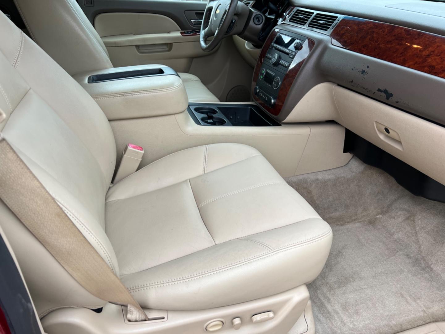 2013 Maroon /Tan Chevrolet Tahoe LT (1GNSCBE02DR) with an 5.3L V8 engine, Automatic transmission, located at 4520 Airline Hwy, Baton Rouge, LA, 70805, (225) 357-1497, 30.509325, -91.145432 - 2013 Chevy Tahoe LT 149K Miles, 5.3 V8, Heated Leather Seats, All Power, Seats 7, Bose Stereo, Tow Pkg. NO IN HOUSE FINANCING. FOR INFO PLEASE CONTACT JEFF AT 225 357-1497 CHECK OUT OUR A+ RATING WITH THE BETTER BUSINESS BUREAU WE HAVE BEEN A FAMILY OWNED AND OPERATED BUSINESS AT THE SAME LOCATION F - Photo#10